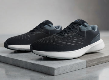 Sneaker Black Lace-Up Shoes | AWRA